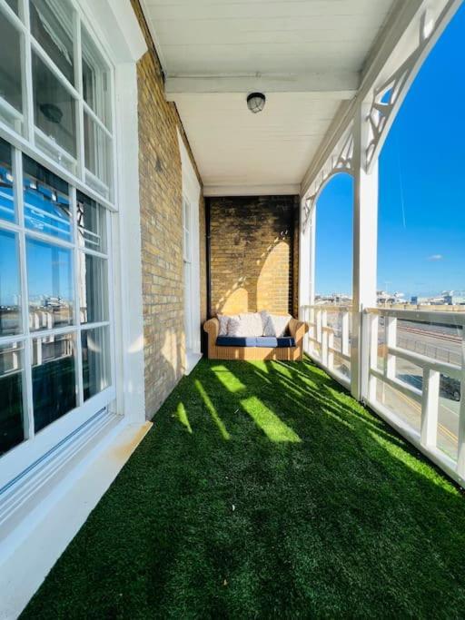 Flat 4 Marine Parade House, 1 East Cliff- Next To Dover Port, White Cliffs, Beach, Castle Dış mekan fotoğraf